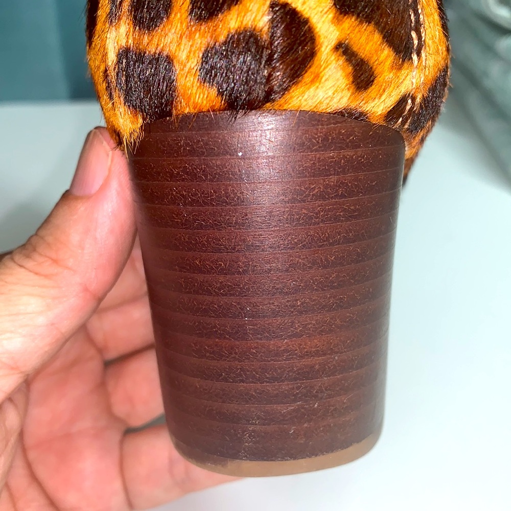 Madewell Regan boot in Leopard Calf Hair in EUC - Picture 10 of 10